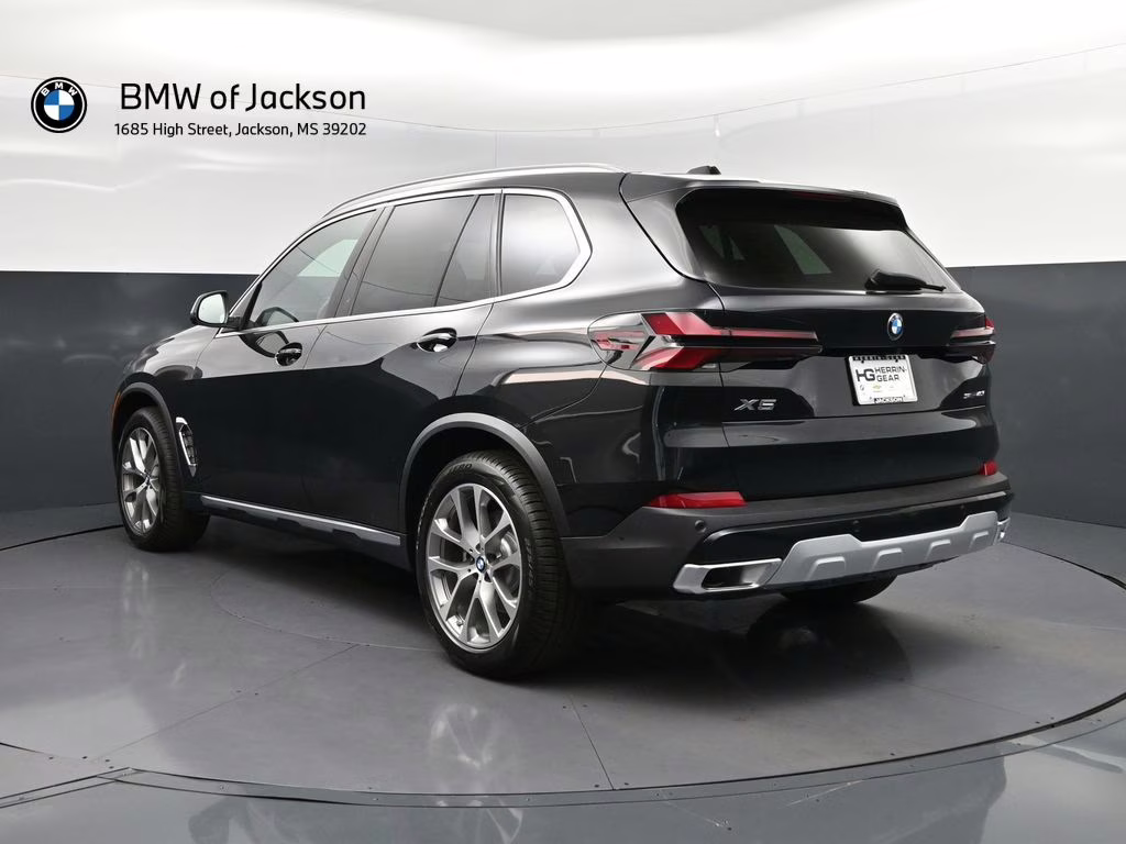 2026 Black Sapphire Metallic BMW X5 sDrive40i RWD SUV
