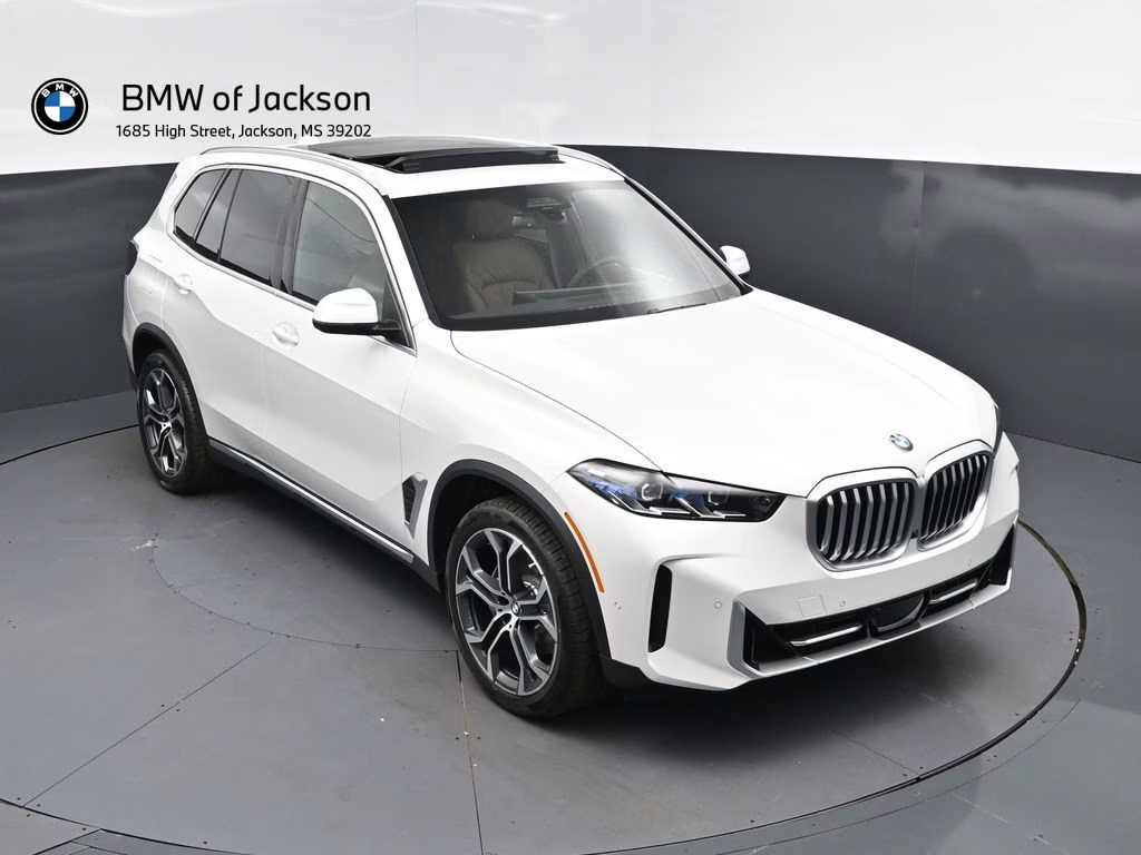 2026 Mineral White Metallic BMW X5 xDrive40i AWD SUV