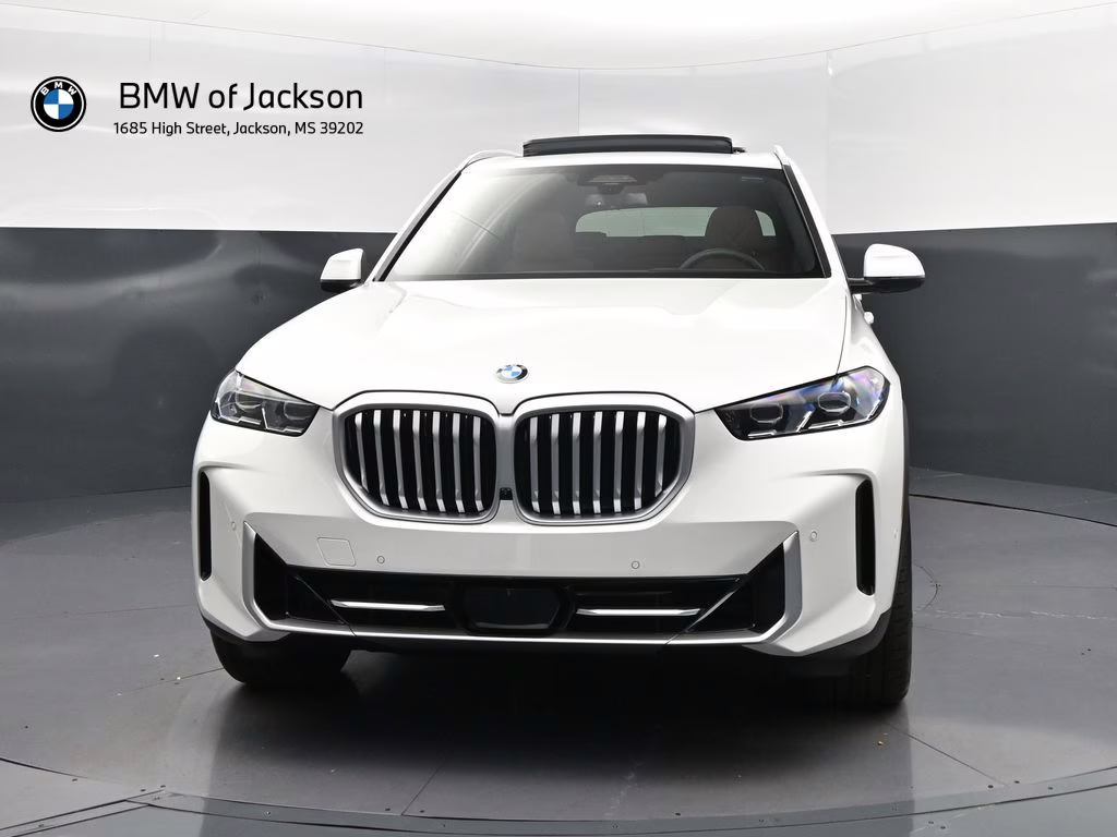 2026 Mineral White Metallic BMW X5 xDrive40i AWD SUV