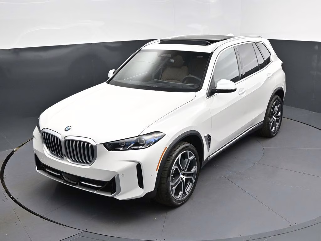 2026 Mineral White Metallic BMW X5 xDrive40i AWD SUV