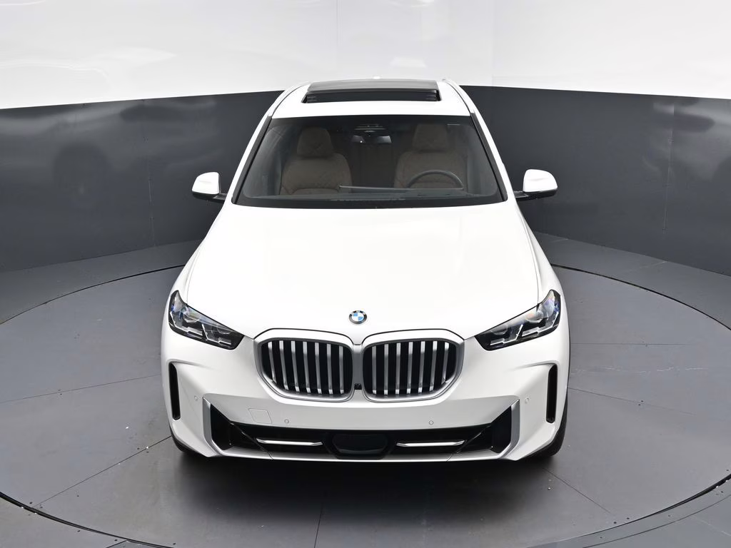 2026 Mineral White Metallic BMW X5 xDrive40i AWD SUV