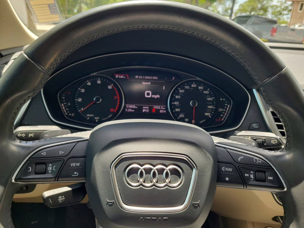 2019 Glacier White Metallic Audi Q5 Premium AWD SUV