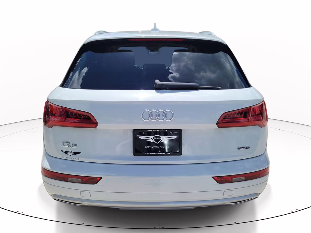 2019 Glacier White Metallic Audi Q5 Premium AWD SUV