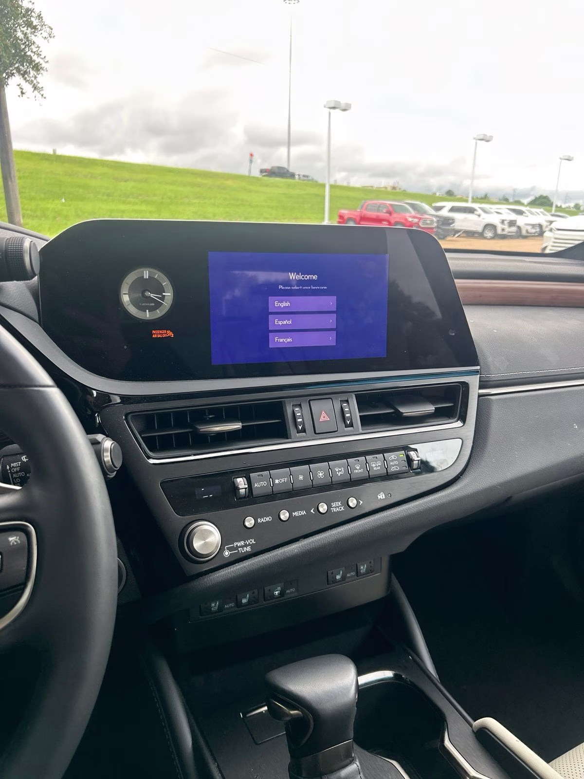 2025 White Pearl Lexus ES 350 FWD Sedan