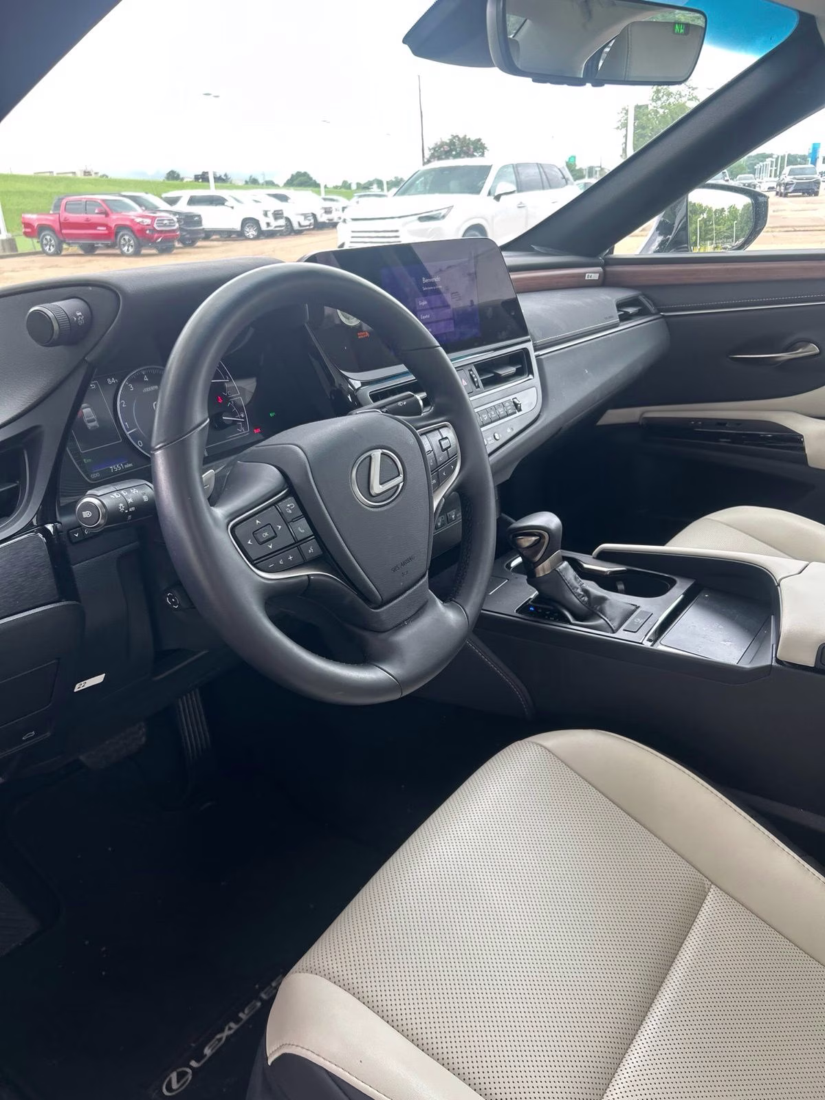 2025 White Pearl Lexus ES 350 FWD Sedan