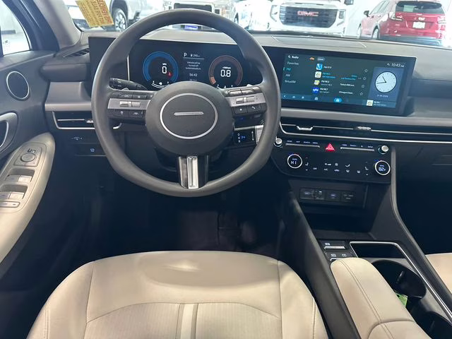 2024 Aero Silver Hyundai Sonata SEL FWD Sedan