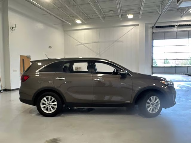 2019 Dragon Brown Kia Sorento LX AWD SUV
