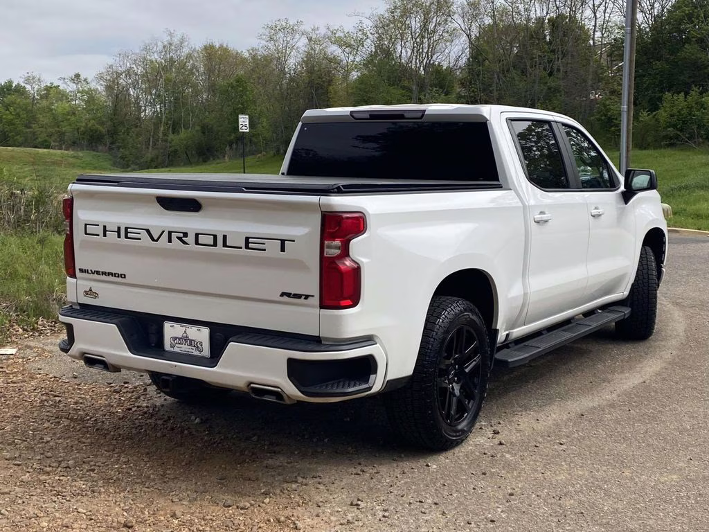 2021 Summit White Chevrolet Silverado 1500 RST 4X4 Truck