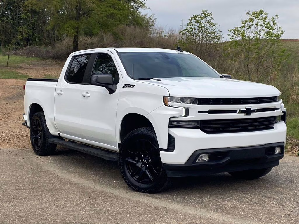 2021 Summit White Chevrolet Silverado 1500 RST 4X4 Truck