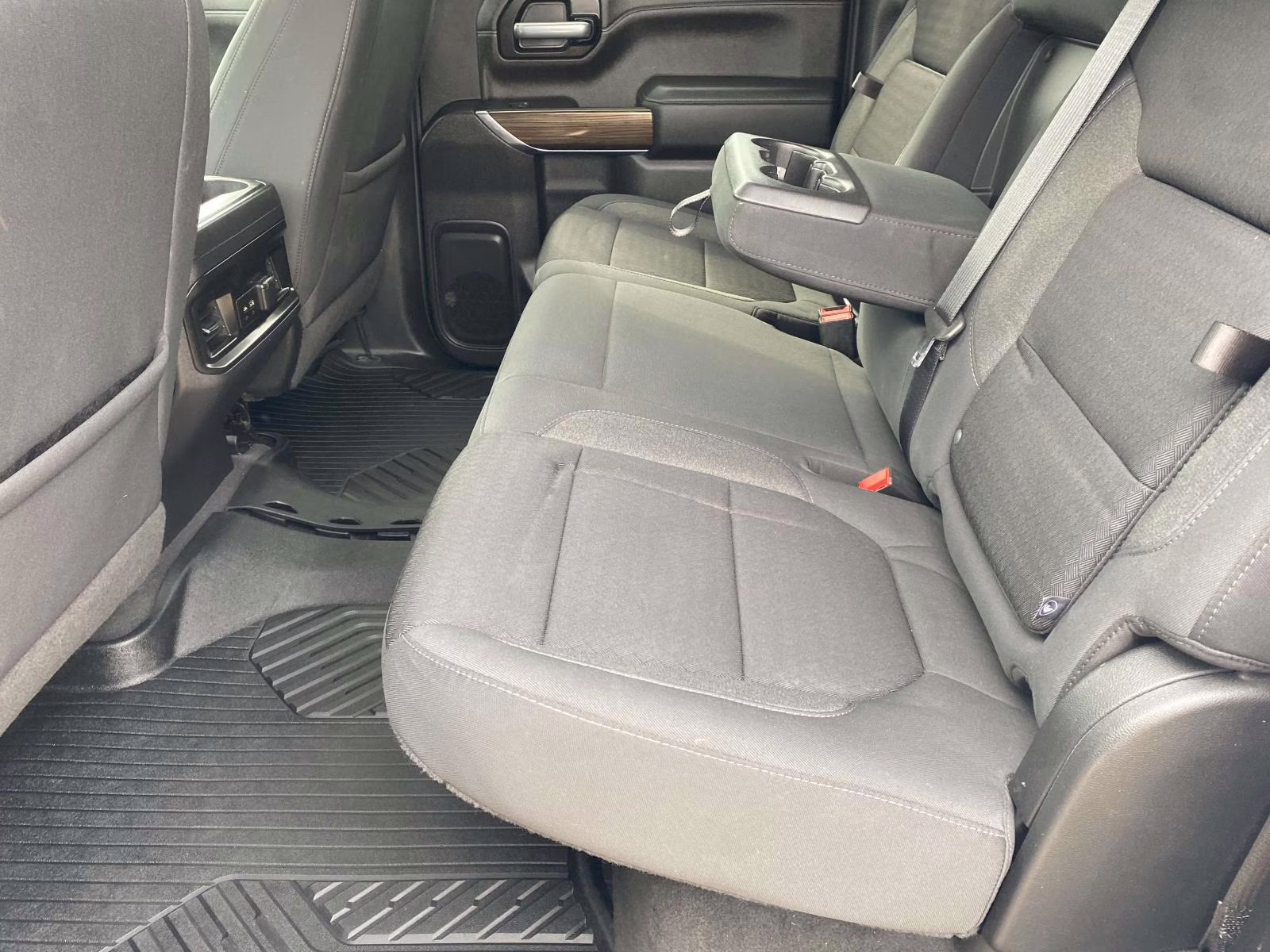 2021 Summit White Chevrolet Silverado 1500 RST 4X4 Truck