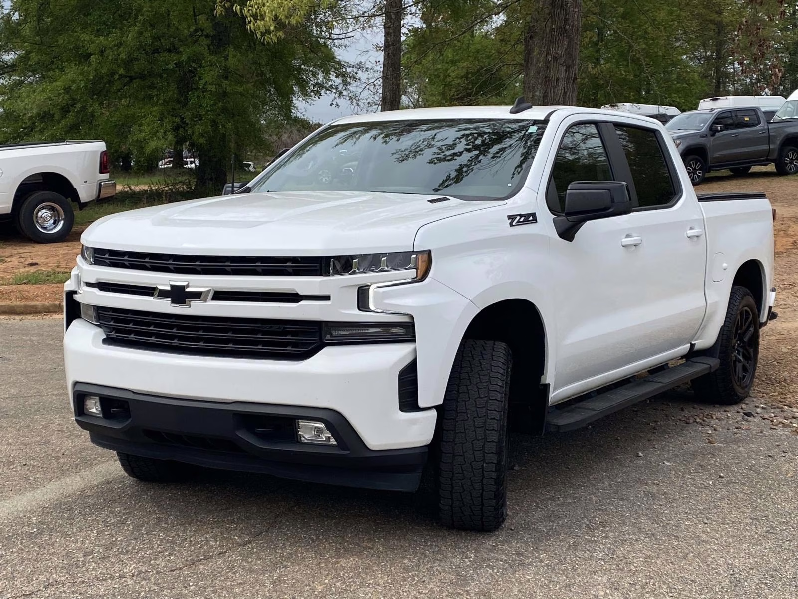 2021 Summit White Chevrolet Silverado 1500 RST 4X4 Truck