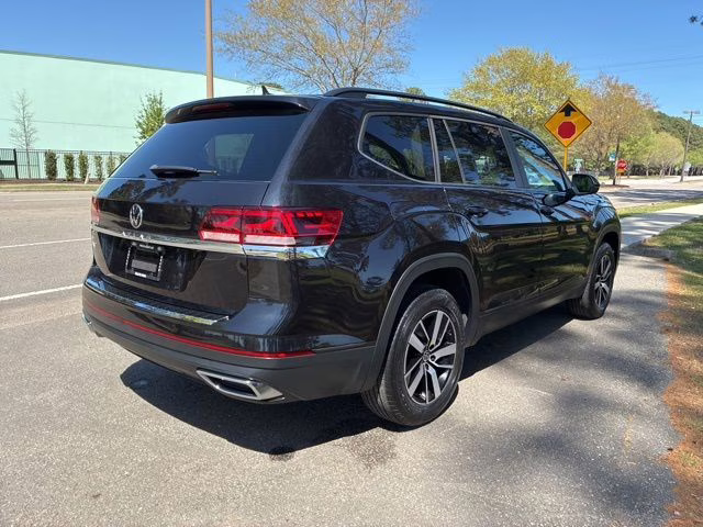 2023 Deep Black Volkswagen Atlas 2.0T SE FWD SUV