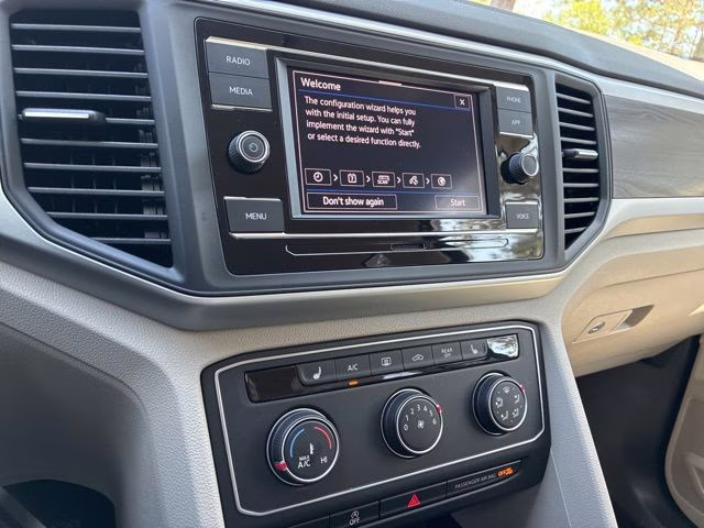 2023 Deep Black Volkswagen Atlas 2.0T SE FWD SUV