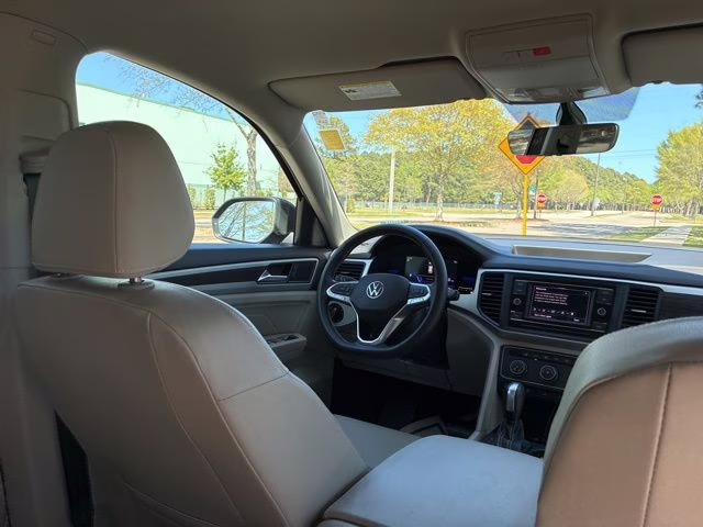 2023 Deep Black Volkswagen Atlas 2.0T SE FWD SUV