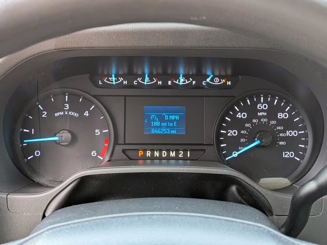 2023 Oxford White Ford E-Series Cutaway RWD Specialty