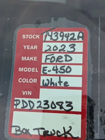 2023 Oxford White Ford E-Series Cutaway RWD Specialty