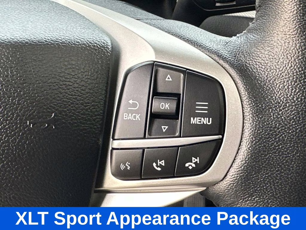 2022 Black Metallic Ford Explorer XLT 4X4 SUV