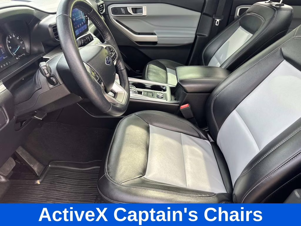 2022 Black Metallic Ford Explorer XLT 4X4 SUV