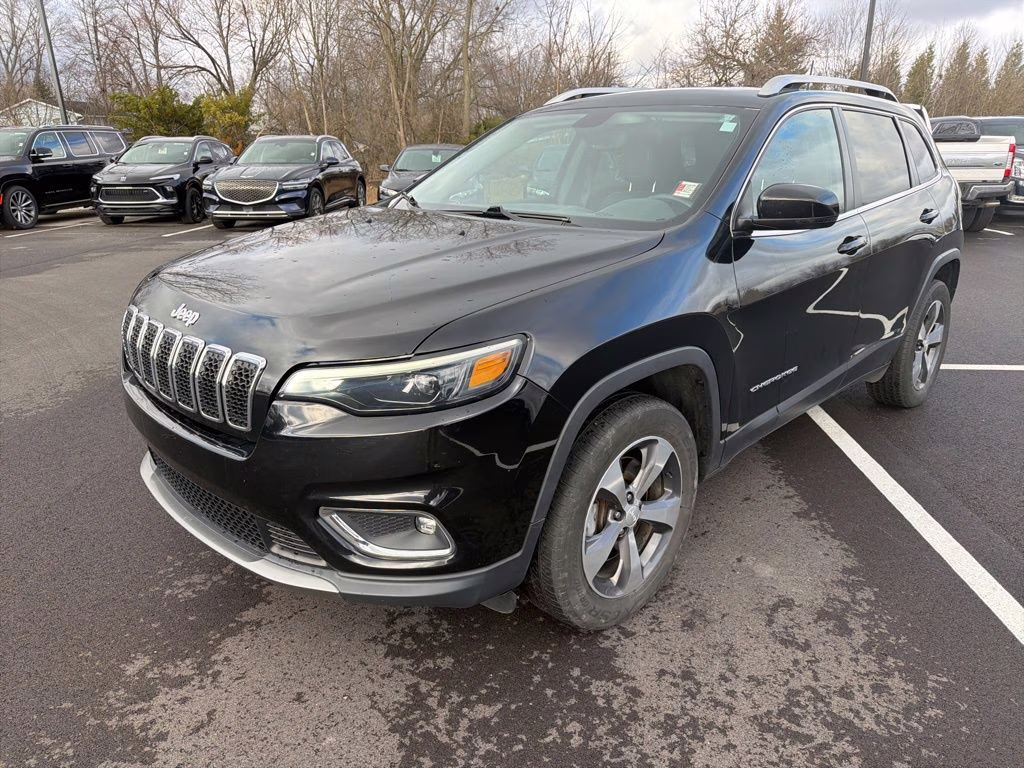 2019 Diamond Black Crystal Pearlcoat Jeep Cherokee Limited 4X4 SUV
