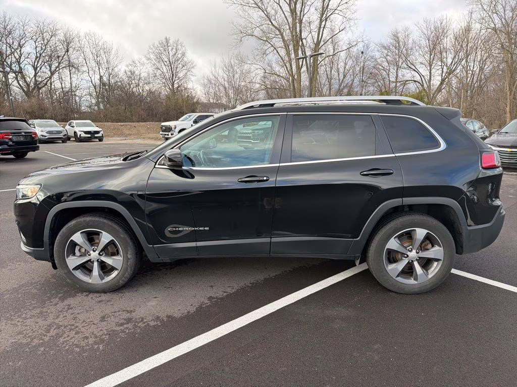 2019 Diamond Black Crystal Pearlcoat Jeep Cherokee Limited 4X4 SUV