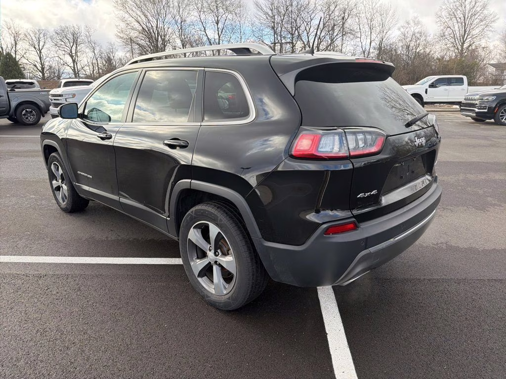 2019 Diamond Black Crystal Pearlcoat Jeep Cherokee Limited 4X4 SUV