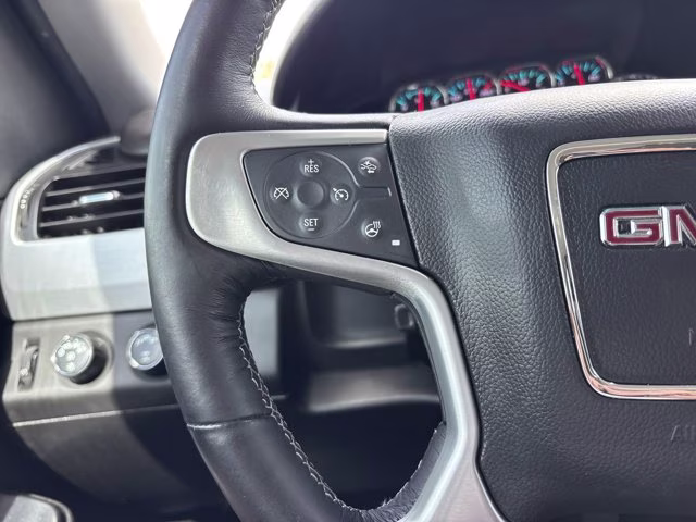 2018 Summit White GMC Yukon SLT 4X4 SUV