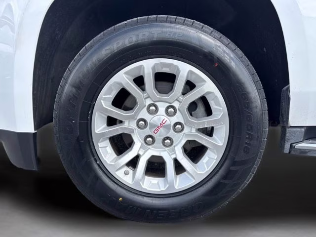 2018 Summit White GMC Yukon SLT 4X4 SUV