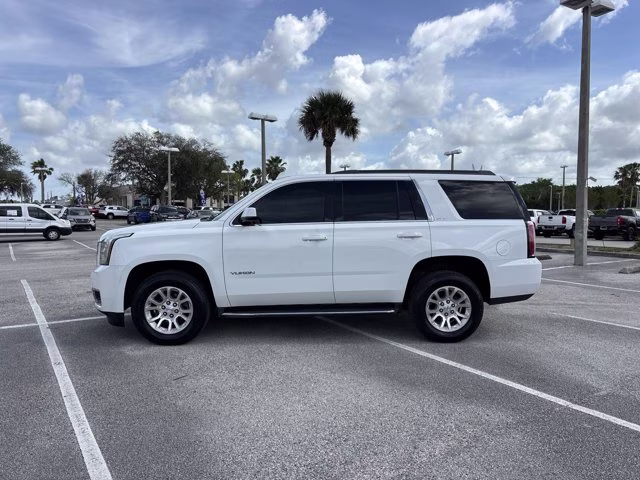 2018 Summit White GMC Yukon SLT 4X4 SUV