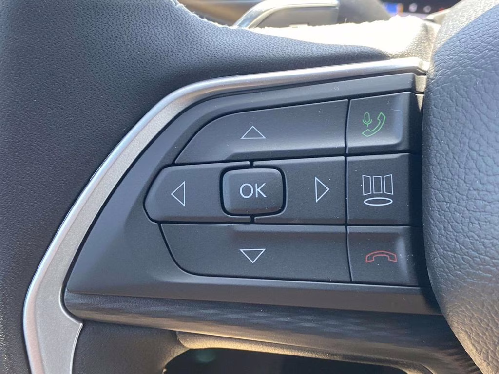 2026 Baltic Gray Metallic Clearcoat Jeep Grand Cherokee Laredo X RWD SUV