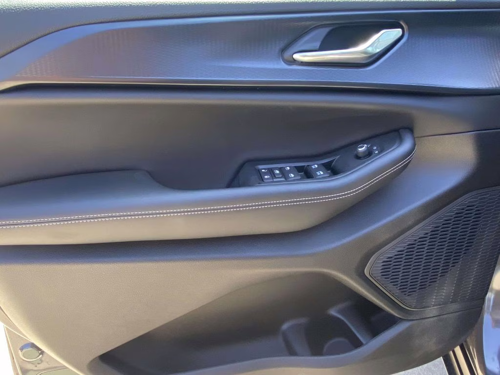 2026 Baltic Gray Metallic Clearcoat Jeep Grand Cherokee Laredo X RWD SUV