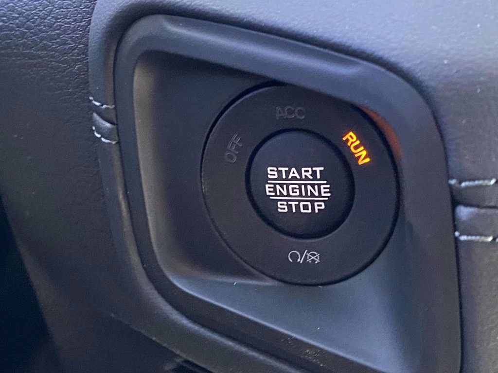 2026 Bright White Clearcoat Jeep Gladiator Rubicon X 4X4 Truck