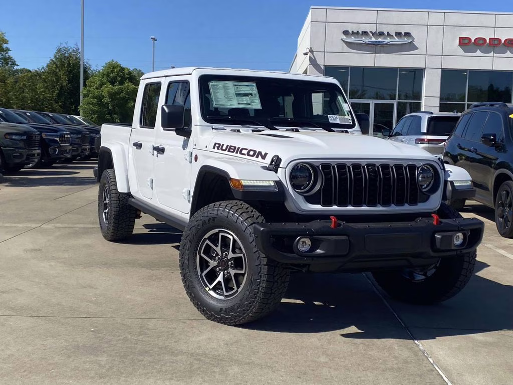 2026 Bright White Clearcoat Jeep Gladiator Rubicon X 4X4 Truck