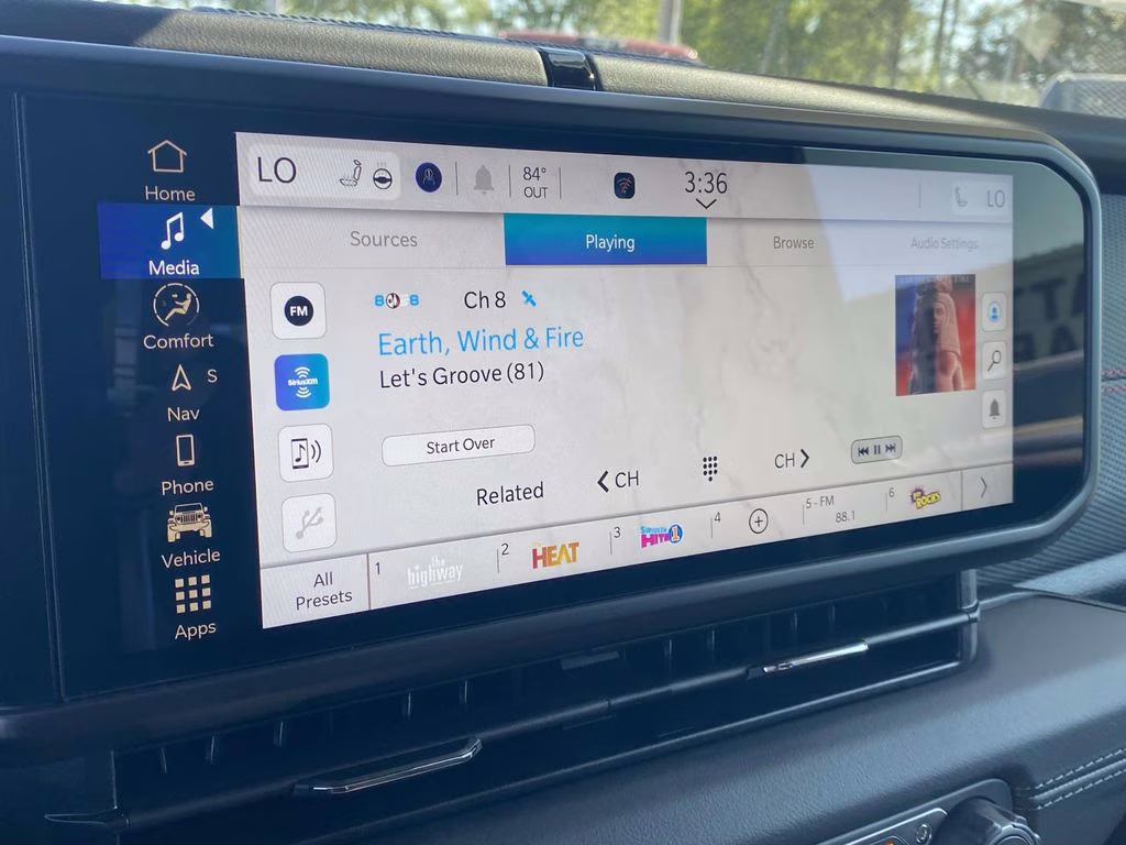 2026 Bright White Clearcoat Jeep Gladiator Rubicon X 4X4 Truck