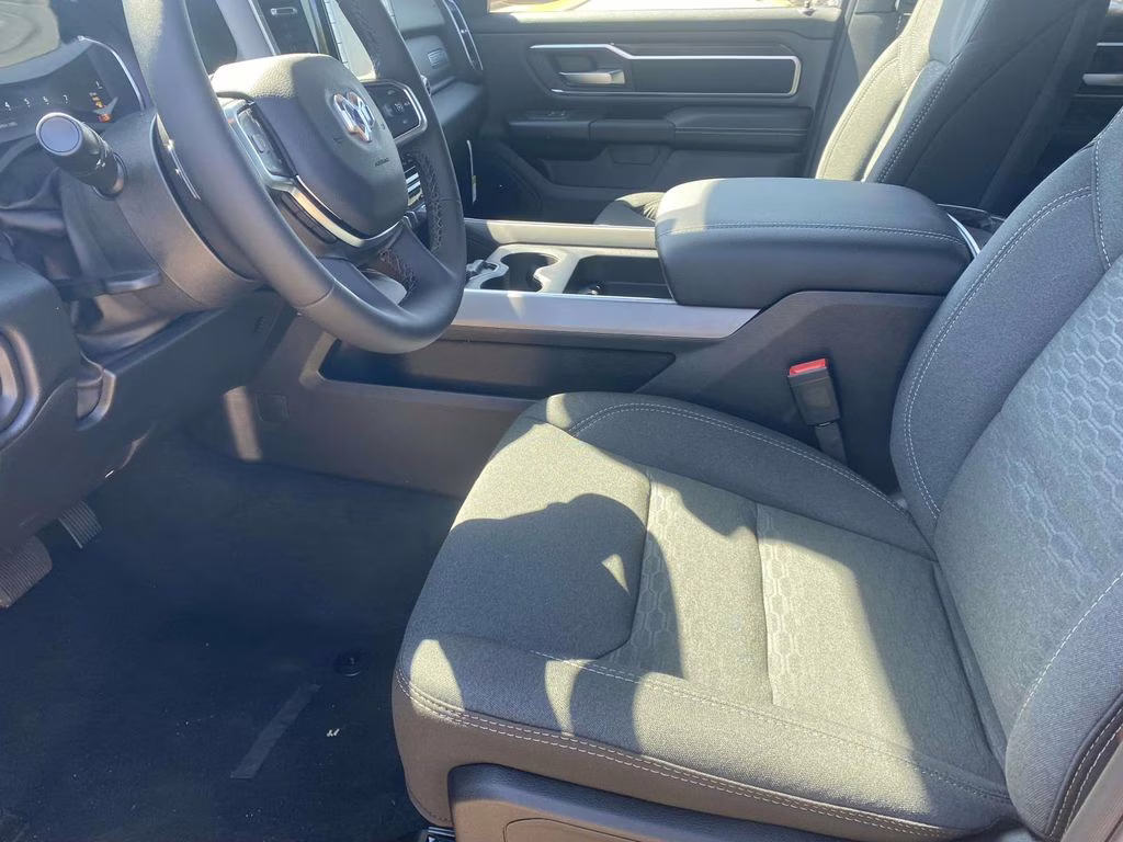 2026 Molten Red Pearlcoat Ram 1500 Big Horn/Lone Star 4X4 Truck