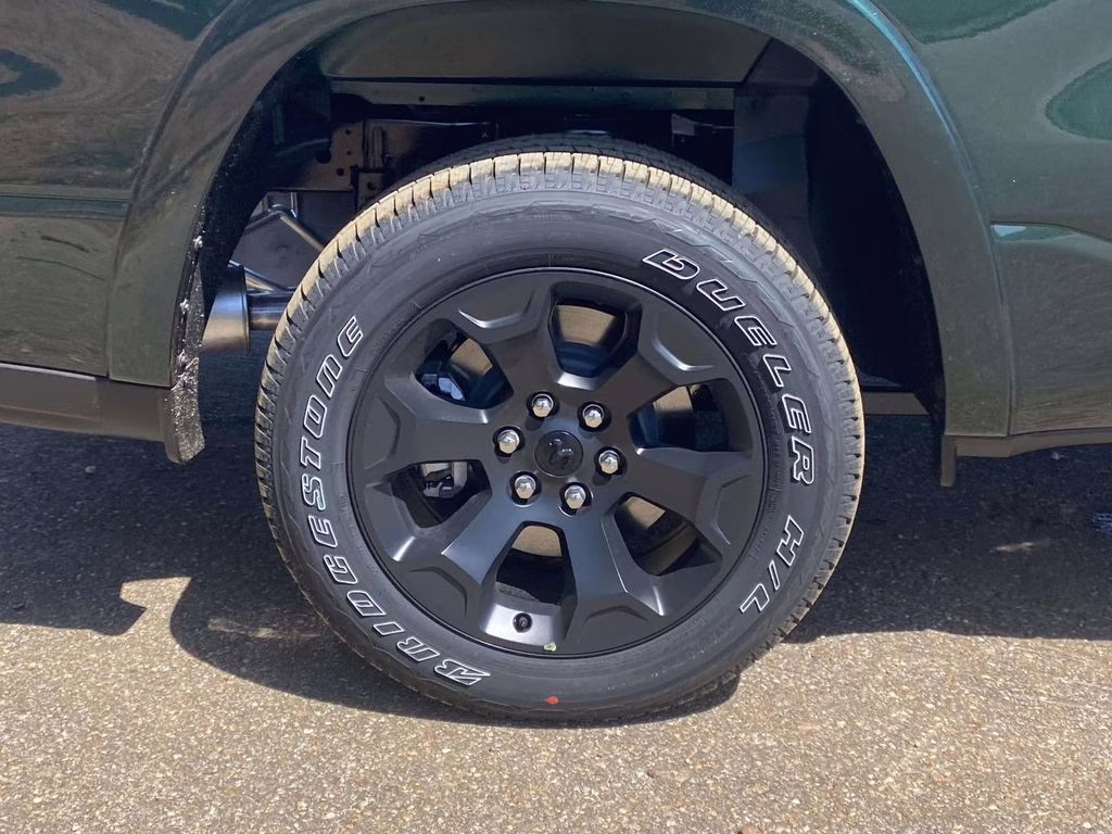 2026 Serrano Green Metallic Ram 1500 Big Horn/Lone Star 4X4 Truck