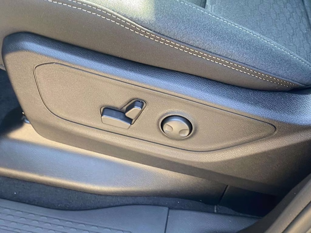 2026 Serrano Green Metallic Ram 1500 Big Horn/Lone Star 4X4 Truck