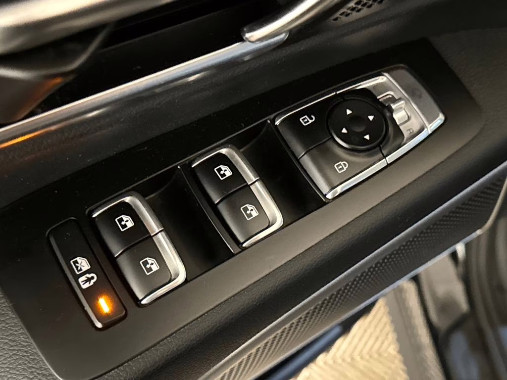 2022 Ebony Black Kia Telluride EX FWD SUV