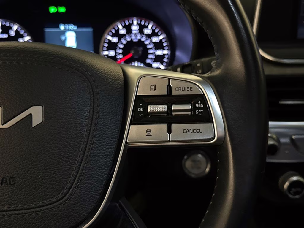 2022 Ebony Black Kia Telluride EX FWD SUV