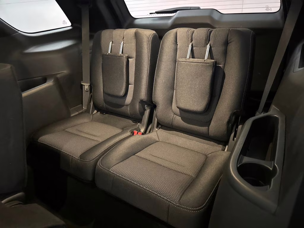 2018 Ingot Silver Metallic Ford Explorer XLT FWD SUV