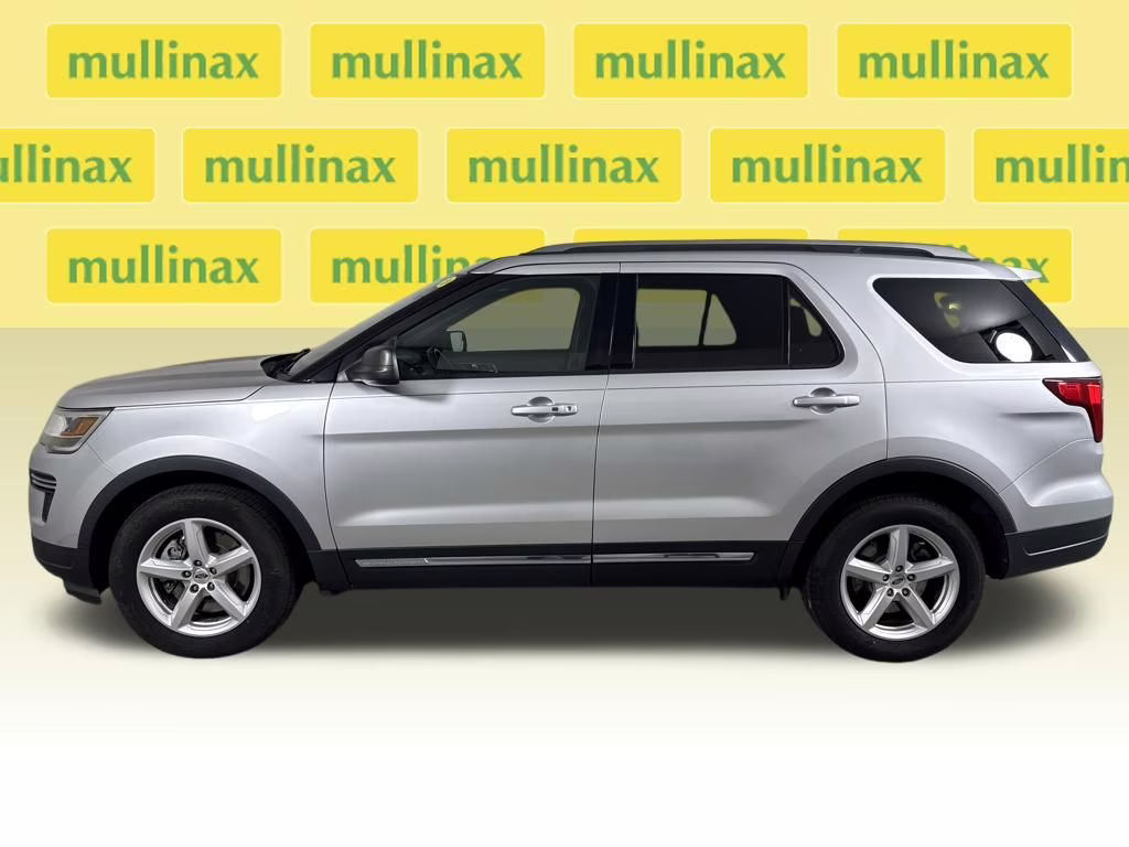 2018 Ingot Silver Metallic Ford Explorer XLT FWD SUV