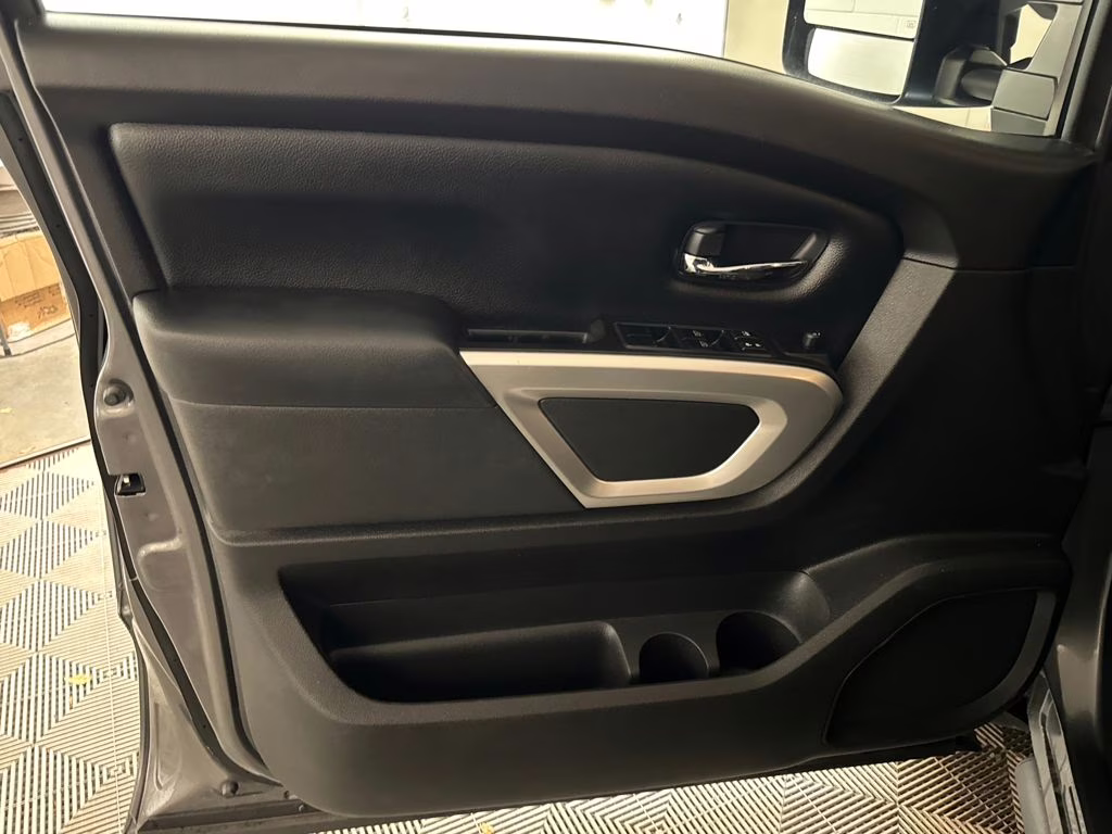 2021 Gun Metallic Nissan Titan SV RWD Truck