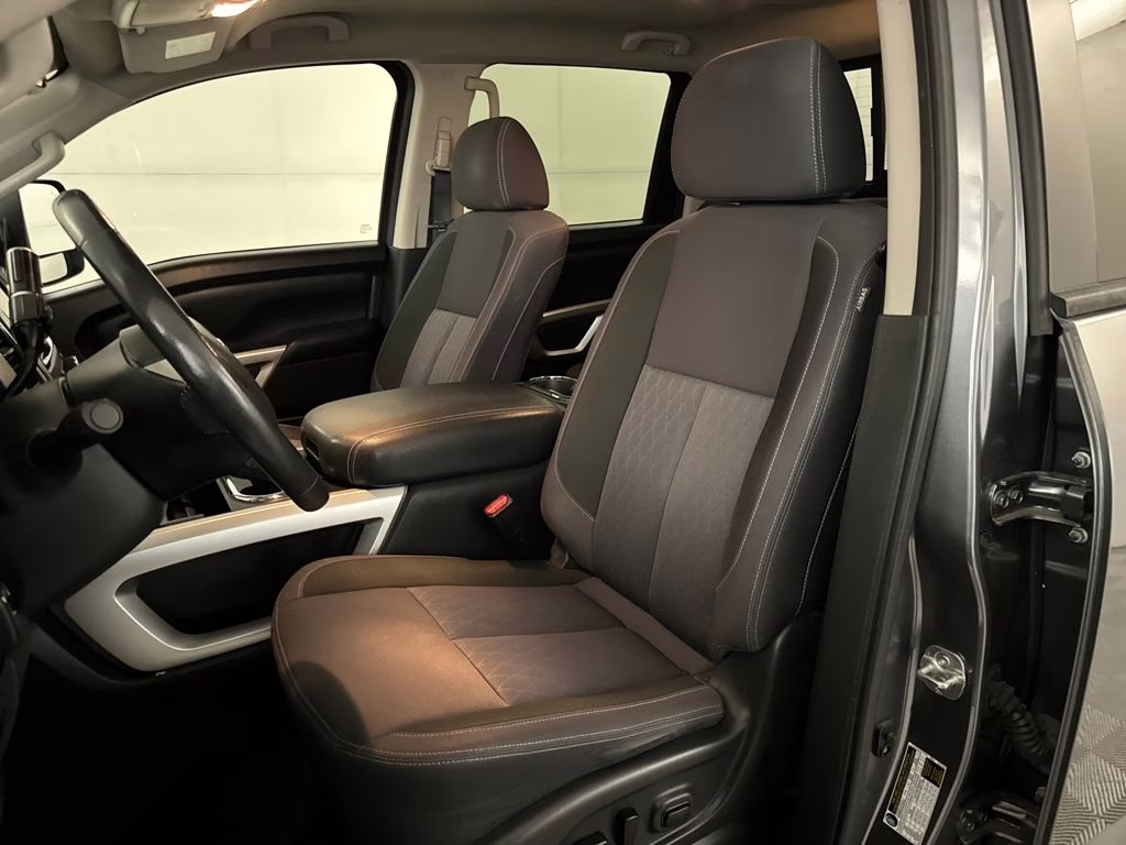 2021 Gun Metallic Nissan Titan SV RWD Truck