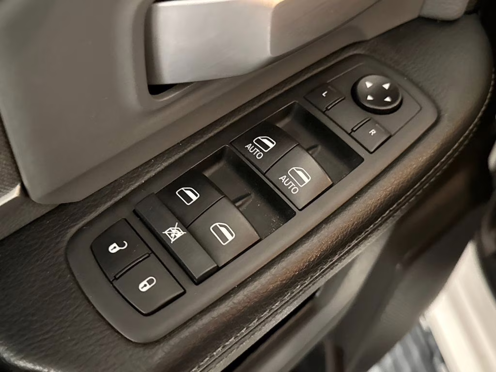 2020 Bright White Clearcoat Ram 2500 Big Horn 4X4 Truck