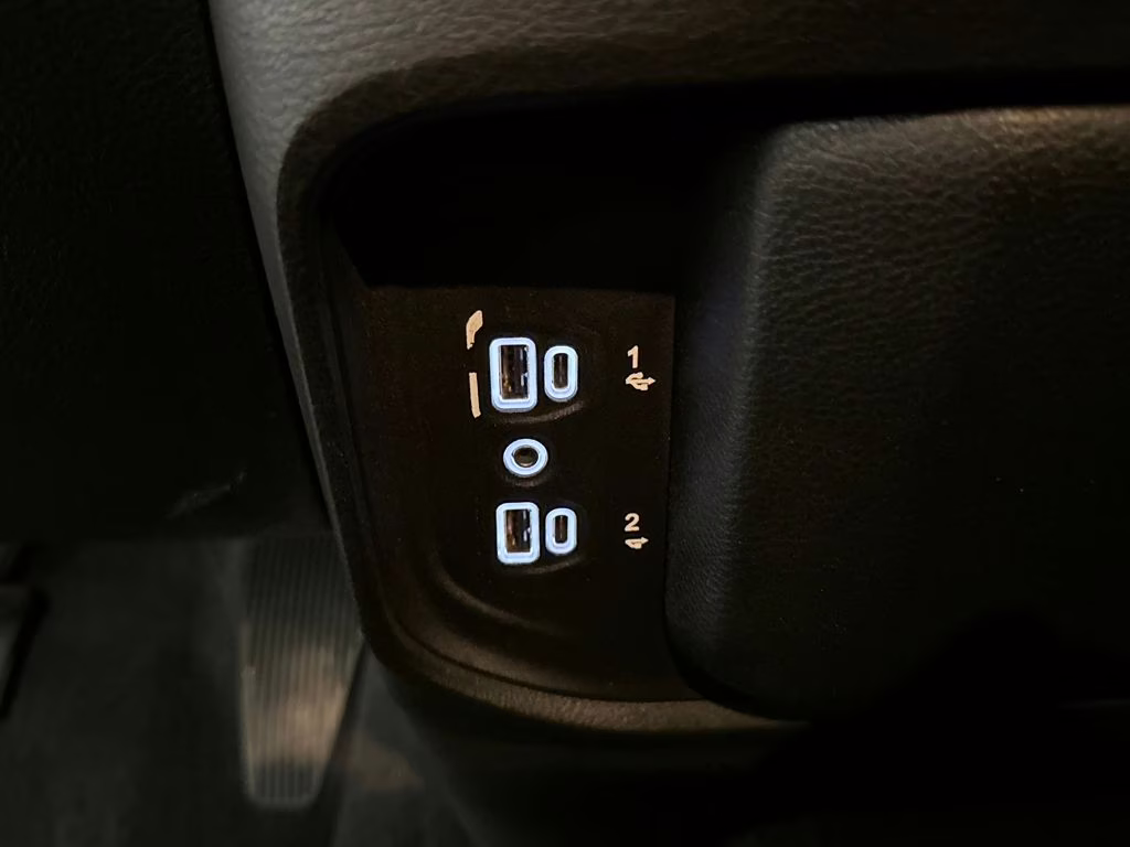 2020 Bright White Clearcoat Ram 2500 Big Horn 4X4 Truck