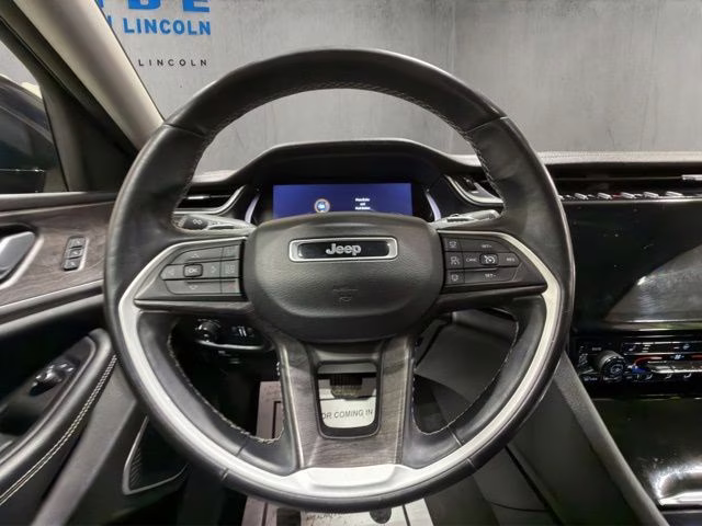 2021 Diamond Black Crystal Pearlcoat Jeep Grand Cherokee L Limited 4X4 SUV