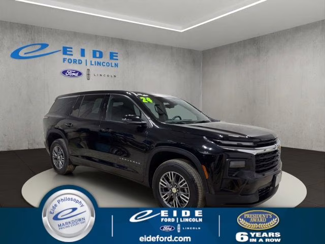 2024 Mosaic Black Metallic Chevrolet Traverse LS AWD SUV