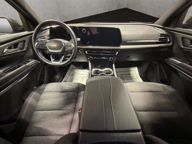 2024 Mosaic Black Metallic Chevrolet Traverse LS AWD SUV