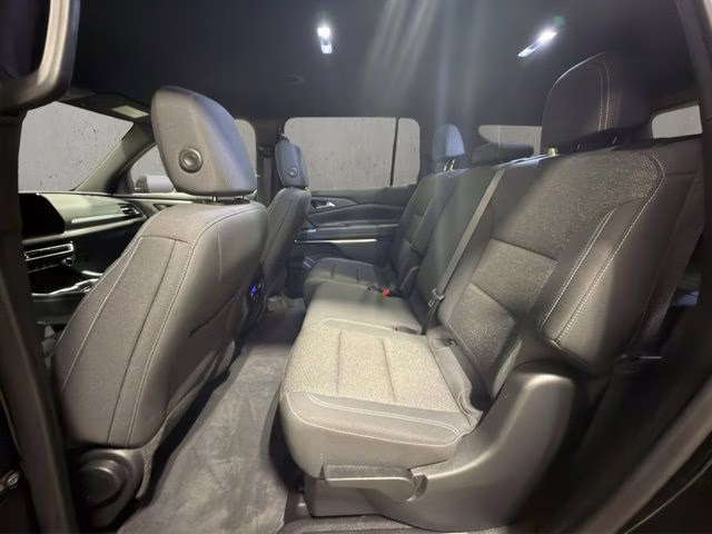 2024 Mosaic Black Metallic Chevrolet Traverse LS AWD SUV