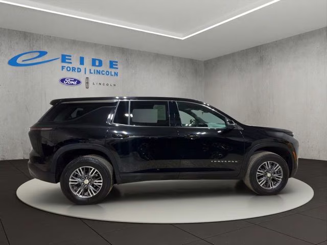 2024 Mosaic Black Metallic Chevrolet Traverse LS AWD SUV