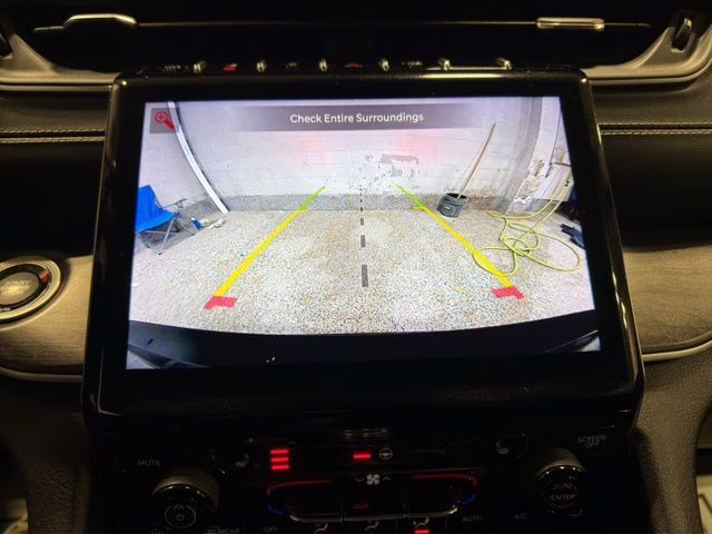 2021 Diamond Black Crystal Pearlcoat Jeep Grand Cherokee L Limited 4X4 SUV